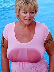 Enchanting old milfs having sex with their boyfriends